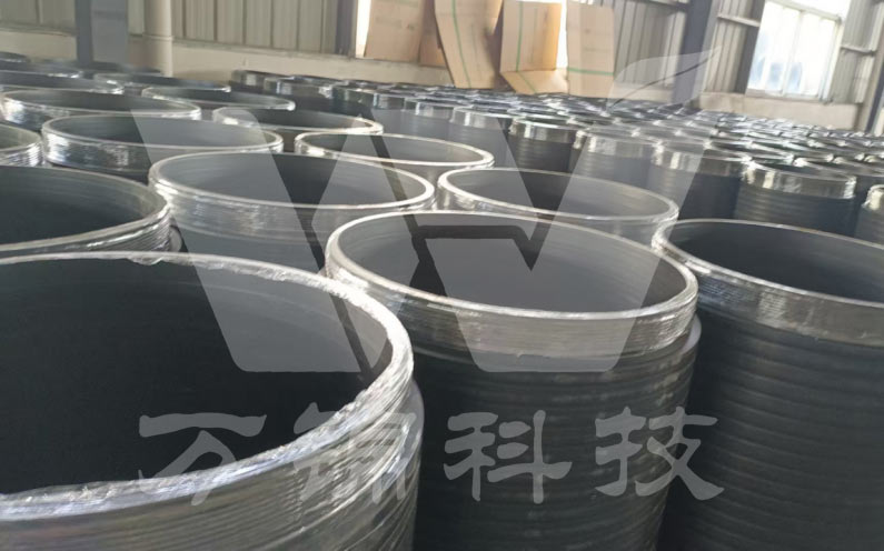 柔性自鎖接口聚乙烯纏繞實(shí)壁管（頂拉管）